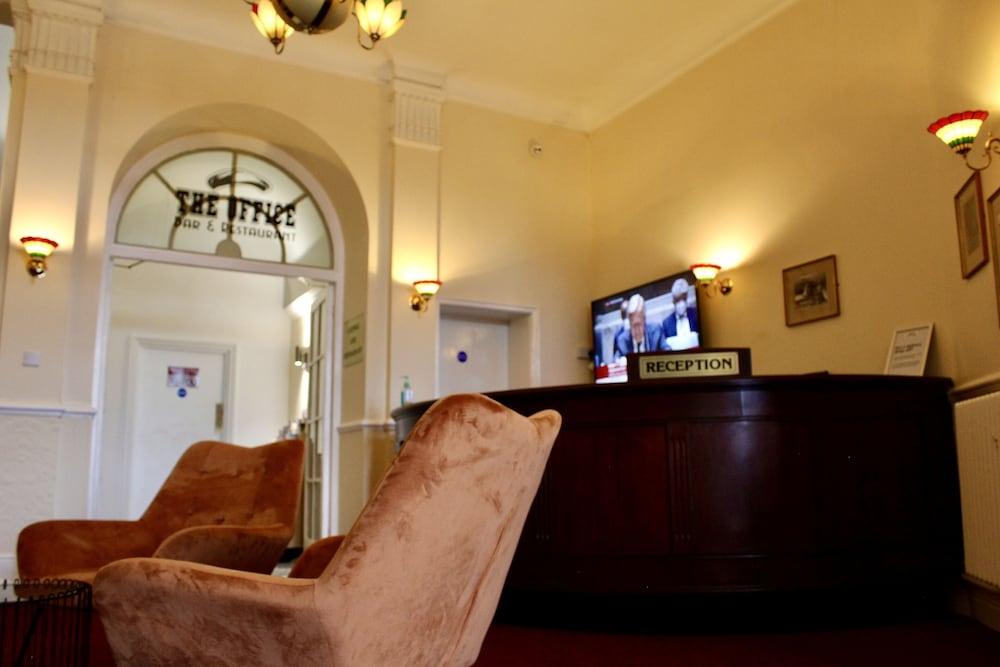 Station Hotel Dudley Exterior foto
